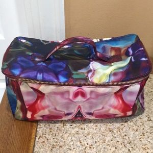 Sonia Kashuk train case